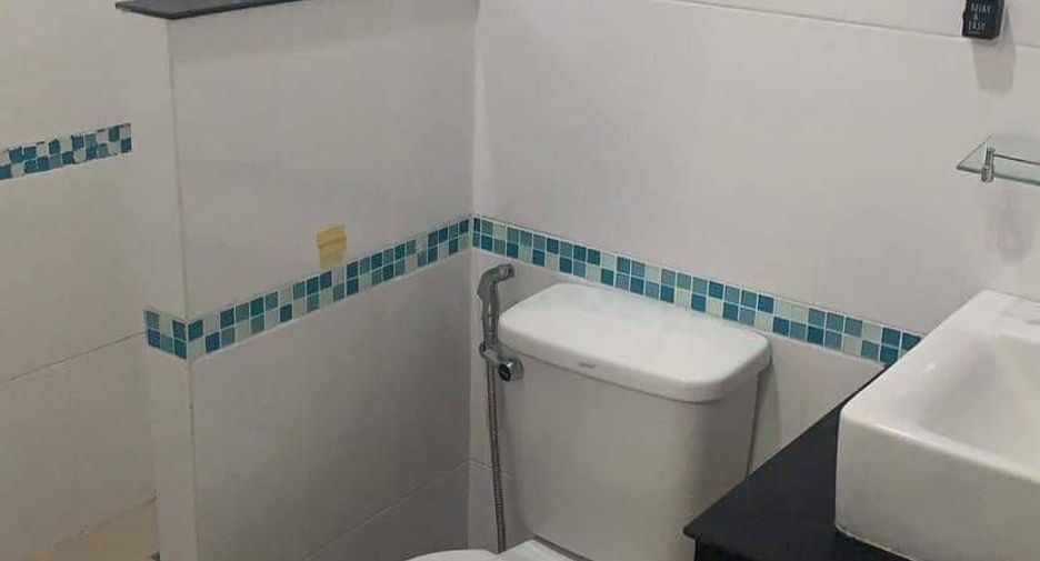 For sale 3 bedrooms house in Saraphi, Chiang Mai