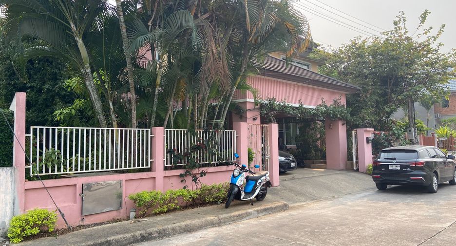 Casa en venta de 5 habitaciones en Hang Dong, Chiang Mai