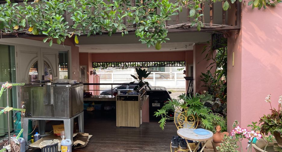 Casa en venta de 5 habitaciones en Hang Dong, Chiang Mai