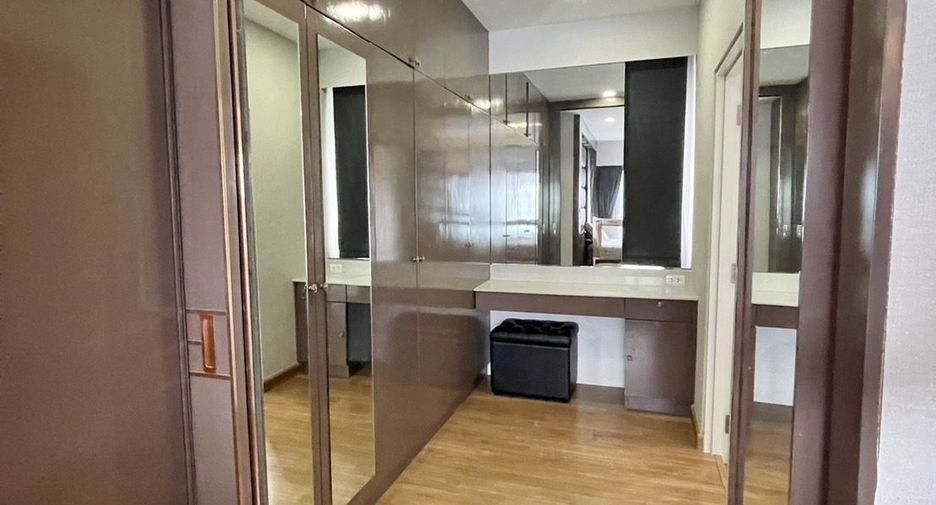 For sale 4 bedrooms house in Prawet, Bangkok