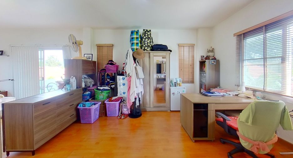 For sale 4 bedrooms house in Hang Dong, Chiang Mai