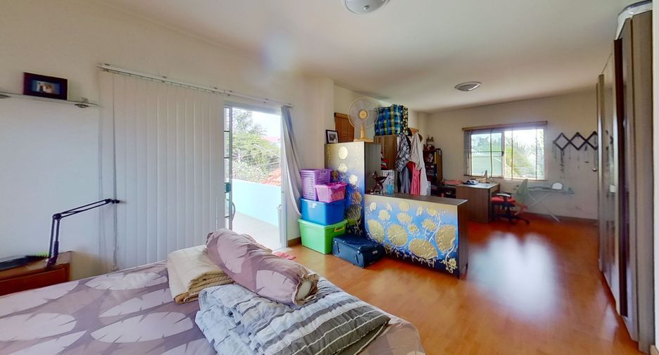 For sale 4 bedrooms house in Hang Dong, Chiang Mai