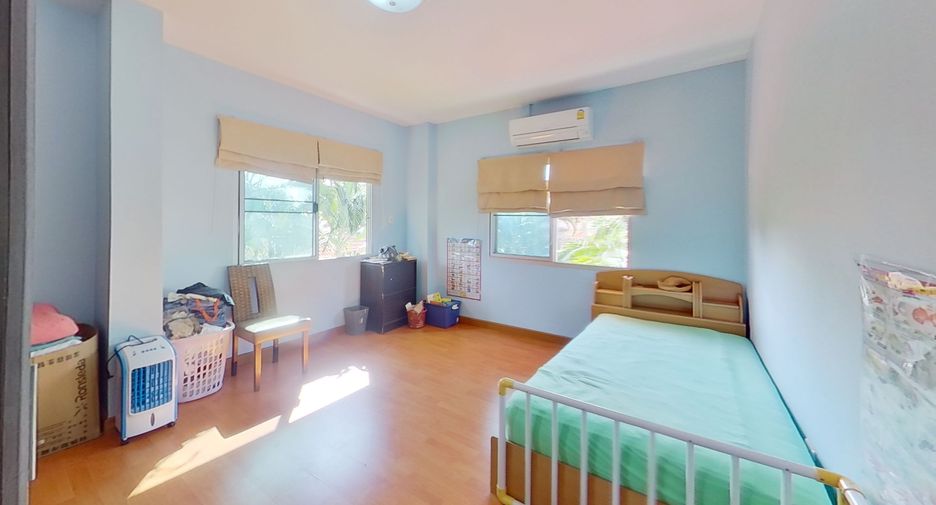 For sale 4 bedrooms house in Hang Dong, Chiang Mai