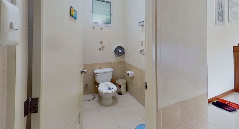 For sale 4 bedrooms house in Hang Dong, Chiang Mai