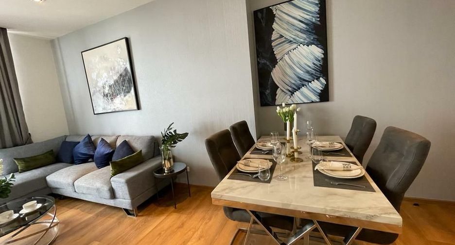 For sale 2 bedrooms condo in Khlong Toei, Bangkok