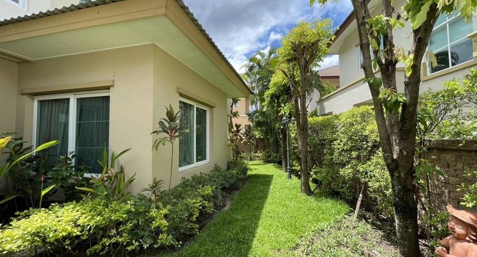 For sale 5 bedrooms house in Mueang Chiang Mai, Chiang Mai