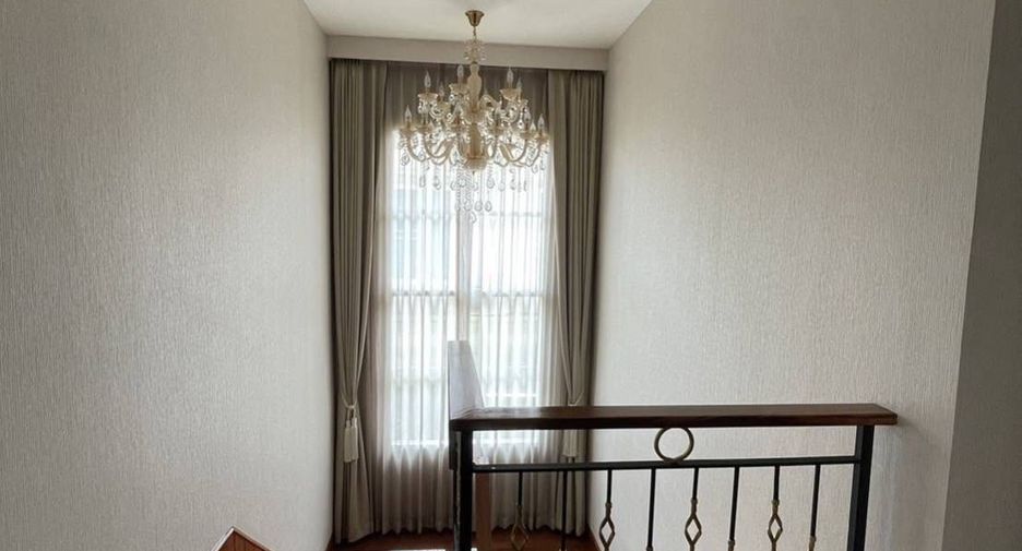 For sale 5 bedrooms house in Mueang Chiang Mai, Chiang Mai