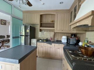 出售 5 卧室 独立屋 在 Mueang Chiang Mai, Chiang Mai