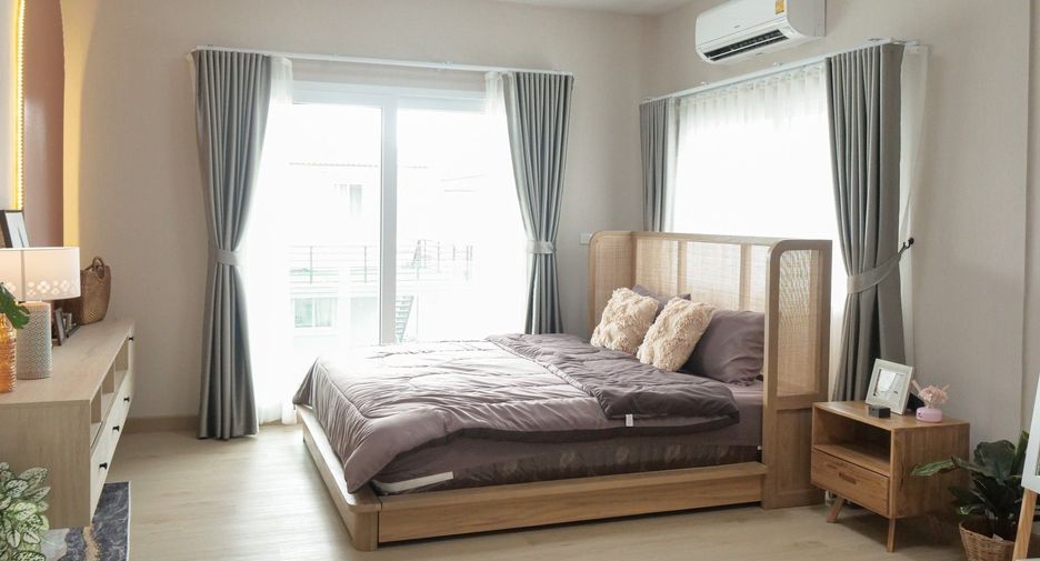 For sale 5 bedrooms house in Doi Saket, Chiang Mai