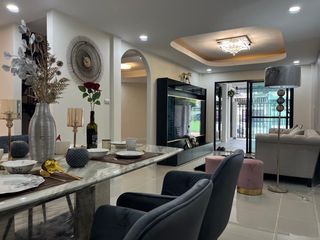 For rent 3 ベッドルーム house in Yan Nawa, Bangkok