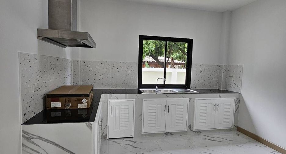 For sale 3 bedrooms house in Mueang Chiang Mai, Chiang Mai