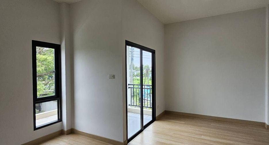 For sale 3 bedrooms house in Mueang Chiang Mai, Chiang Mai