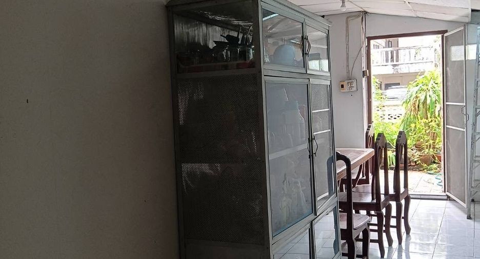 For sale 4 bedrooms house in San Sai, Chiang Mai