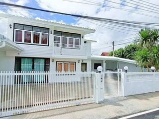For sale 4 bedrooms house in San Pa Tong, Chiang Mai