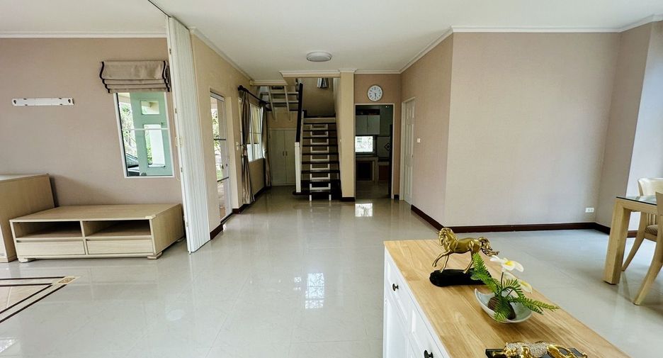 ให้เช่า 3 ห้องนอน บ้านเดี่ยว ใน สันทราย, เชียงใหม่