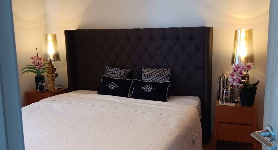 For rent 1 bed condo in Watthana, Bangkok
