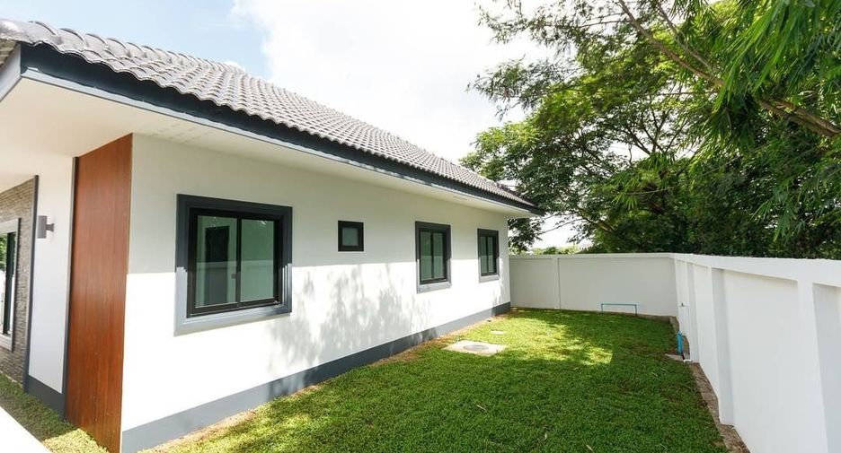 Casa en venta de 3 habitaciones en San Kamphaeng, Chiang Mai