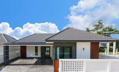 For sale 3 bedrooms house in San Kamphaeng, Chiang Mai