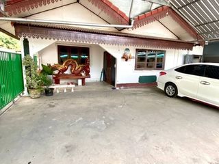 À vendre 2 chambres maison à San Kamphaeng, Chiang Mai