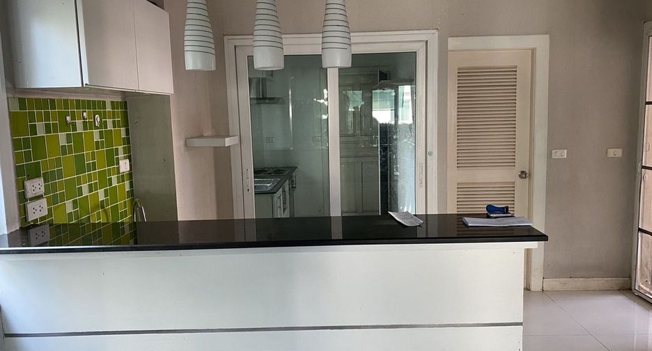 Casa en venta de 3 habitaciones en Mueang Chiang Mai, Chiang Mai
