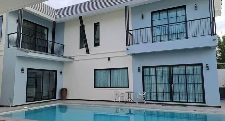 For sale 5 bedrooms villa in Bang Lamung, Chonburi