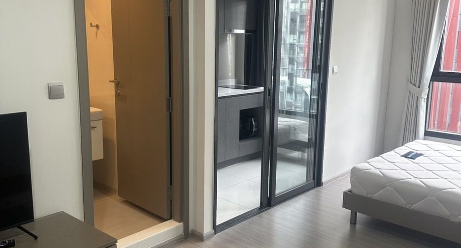 For rent studio condo in Huai Khwang, Bangkok