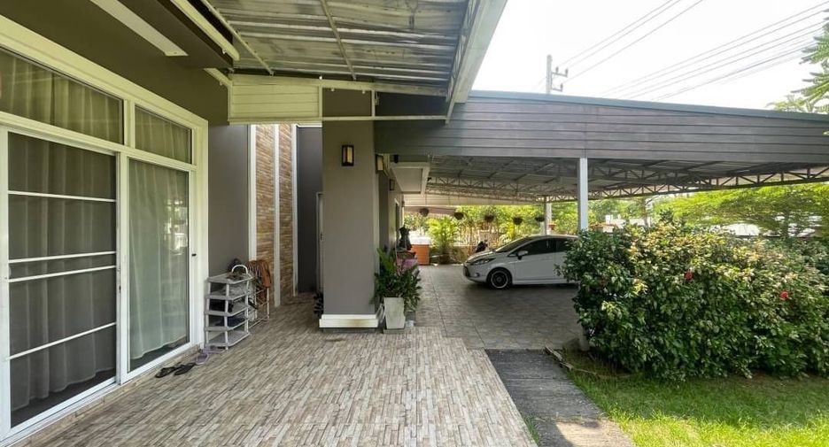 Casa en venta de 7 habitaciones en San Kamphaeng, Chiang Mai