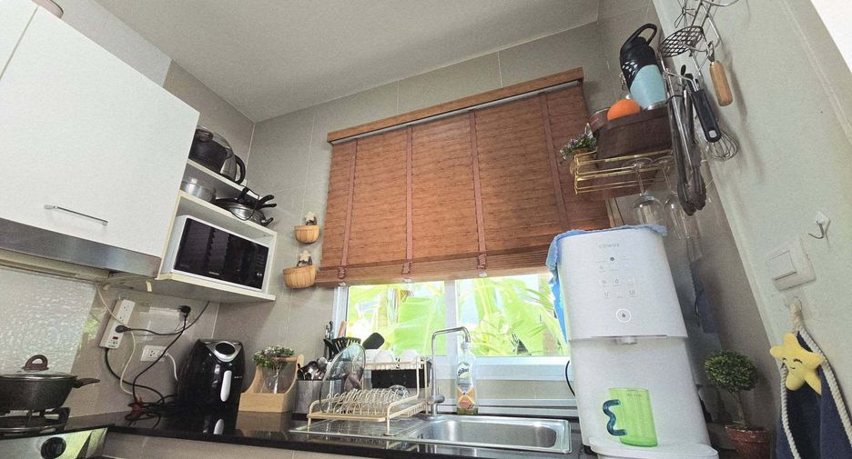 Haus zur Miete mit 4 Zimmer in Mueang Phuket, Phuket