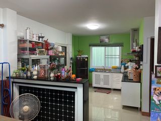 À vendre et à louer 5 chambres maison à San Kamphaeng, Chiang Mai