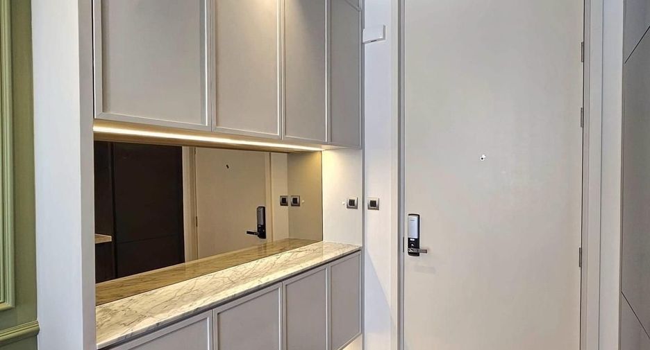 For rent 1 bed condo in Watthana, Bangkok