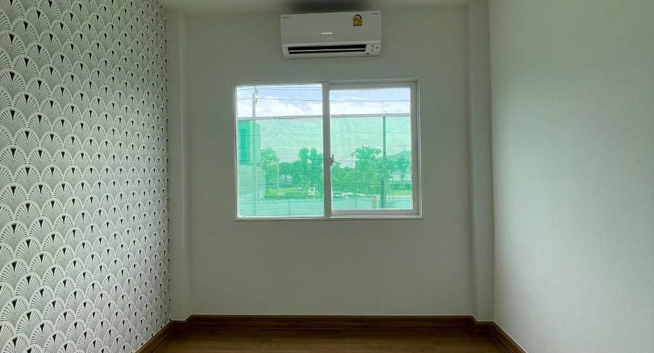 Haus zur Miete mit 3 Zimmer in Bang Phli, Samut Prakan