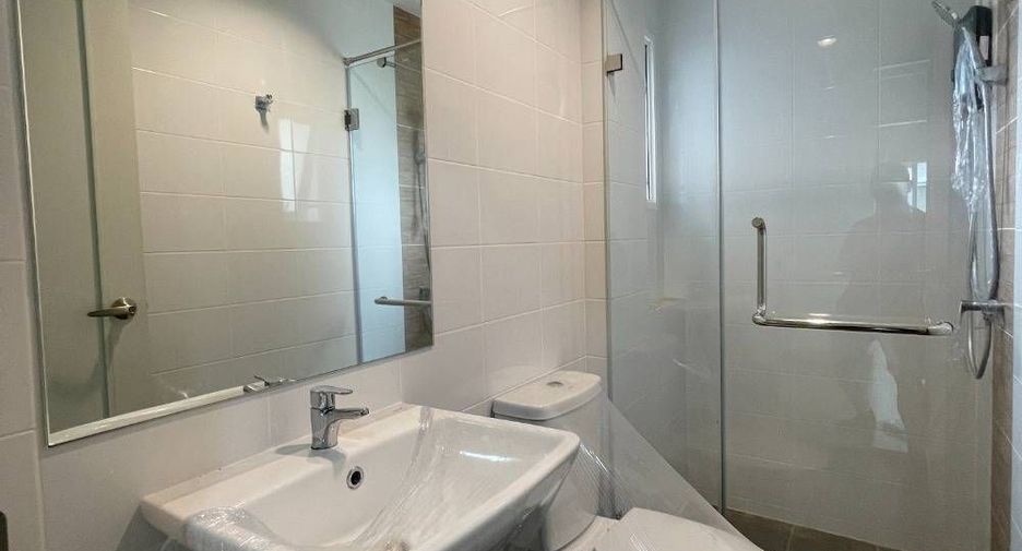 Haus zur Miete mit 3 Zimmer in Bang Phli, Samut Prakan