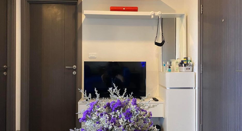 For sale 1 bed condo in Watthana, Bangkok