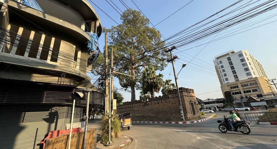 For sale retail Space in Mueang Chiang Mai, Chiang Mai