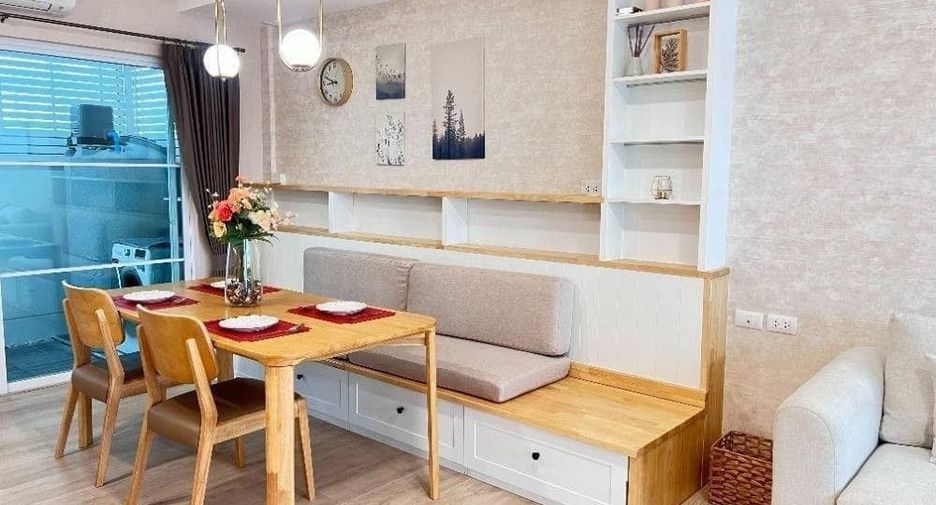 For rent 3 bedrooms townhouse in Prawet, Bangkok