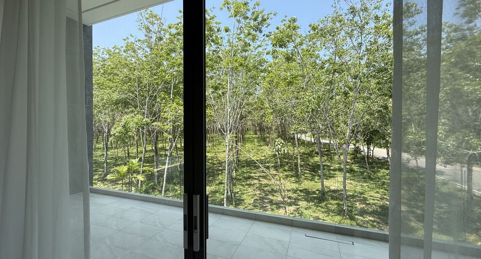 For sale 4 bedrooms villa in Thalang, Phuket