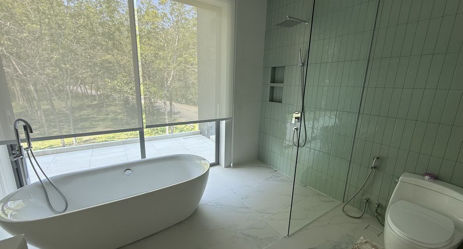 For sale 4 bedrooms villa in Thalang, Phuket