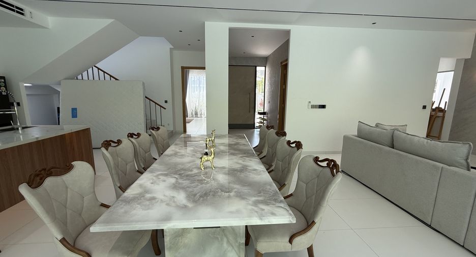 For sale 4 bedrooms villa in Thalang, Phuket