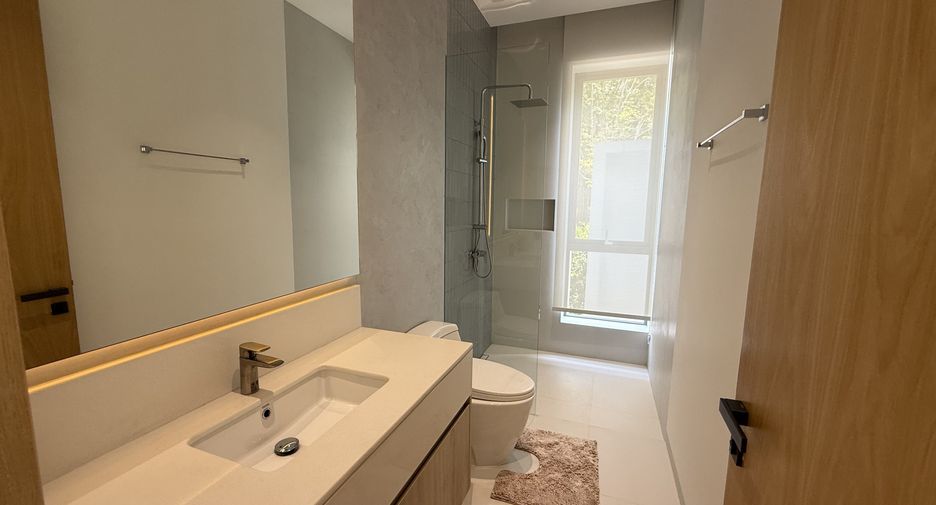 For sale 4 bedrooms villa in Thalang, Phuket