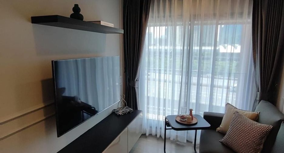 Condo en alquiler de 1 habitaciones en Huai Khwang, Bangkok