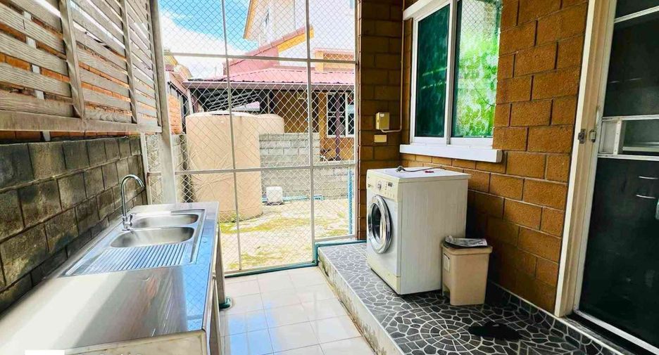 For sale 3 bedrooms house in San Sai, Chiang Mai