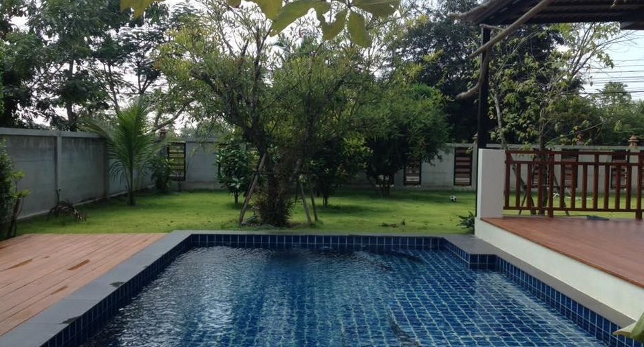 For sale 4 bedrooms villa in San Sai, Chiang Mai