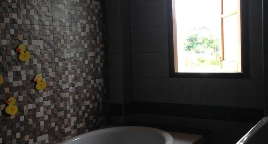 For sale 4 bedrooms villa in San Sai, Chiang Mai