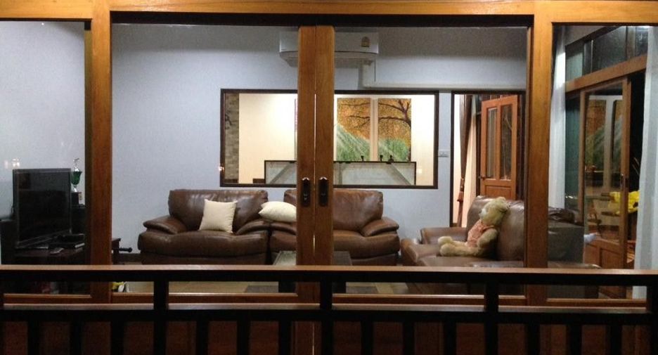 For sale 4 bedrooms villa in San Sai, Chiang Mai