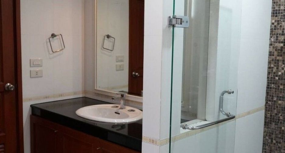 Wohnung zur Miete mit 3 Zimmer in Watthana, Bangkok
