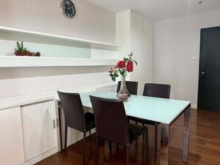 For rent 3 ベッドルーム condo in Huai Khwang, Bangkok