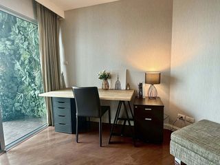 For rent 3 ベッドルーム condo in Huai Khwang, Bangkok