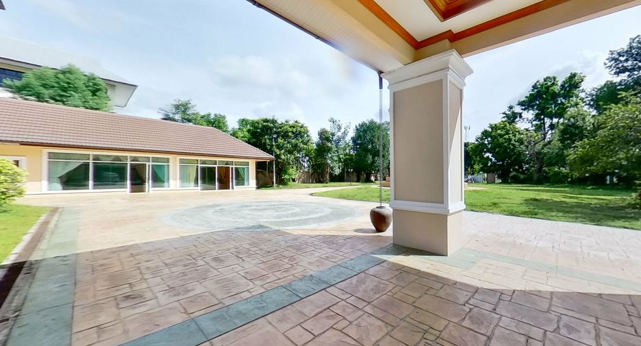 For sale 8 bedrooms villa in Doi Saket, Chiang Mai