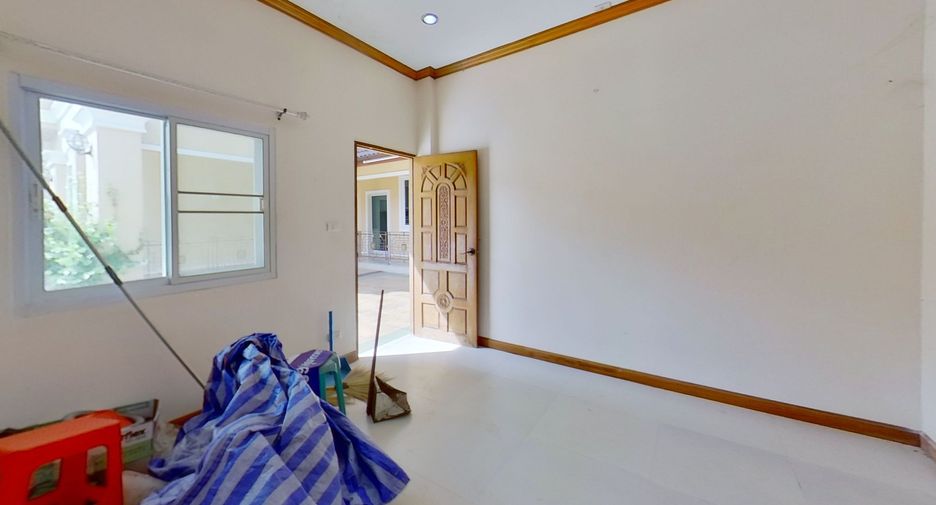 For sale 8 bedrooms villa in Doi Saket, Chiang Mai