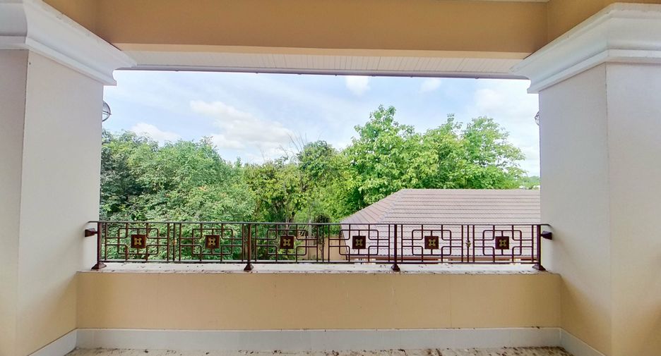 For sale 8 bedrooms villa in Doi Saket, Chiang Mai